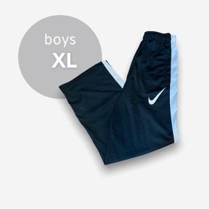 Boys Nike Sweatpants